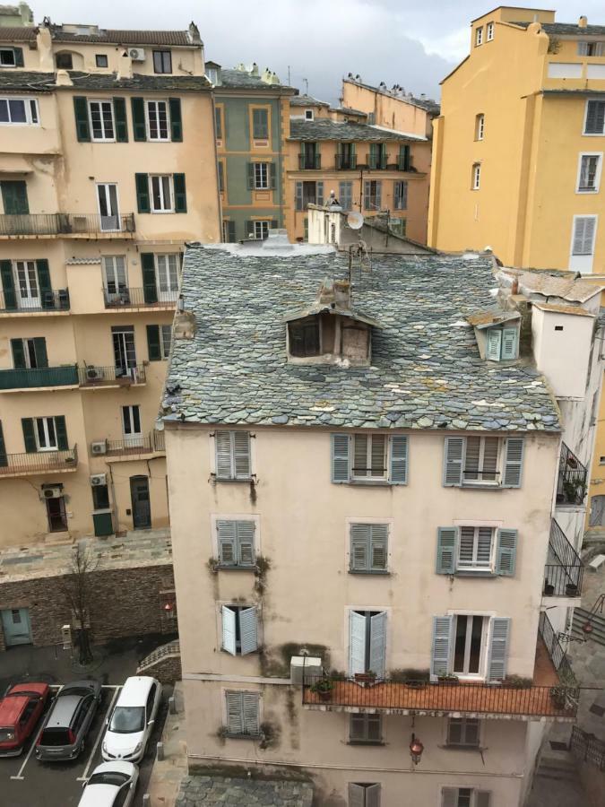 Appartement Bastia Au Pied Du Vieux Port Esterno foto